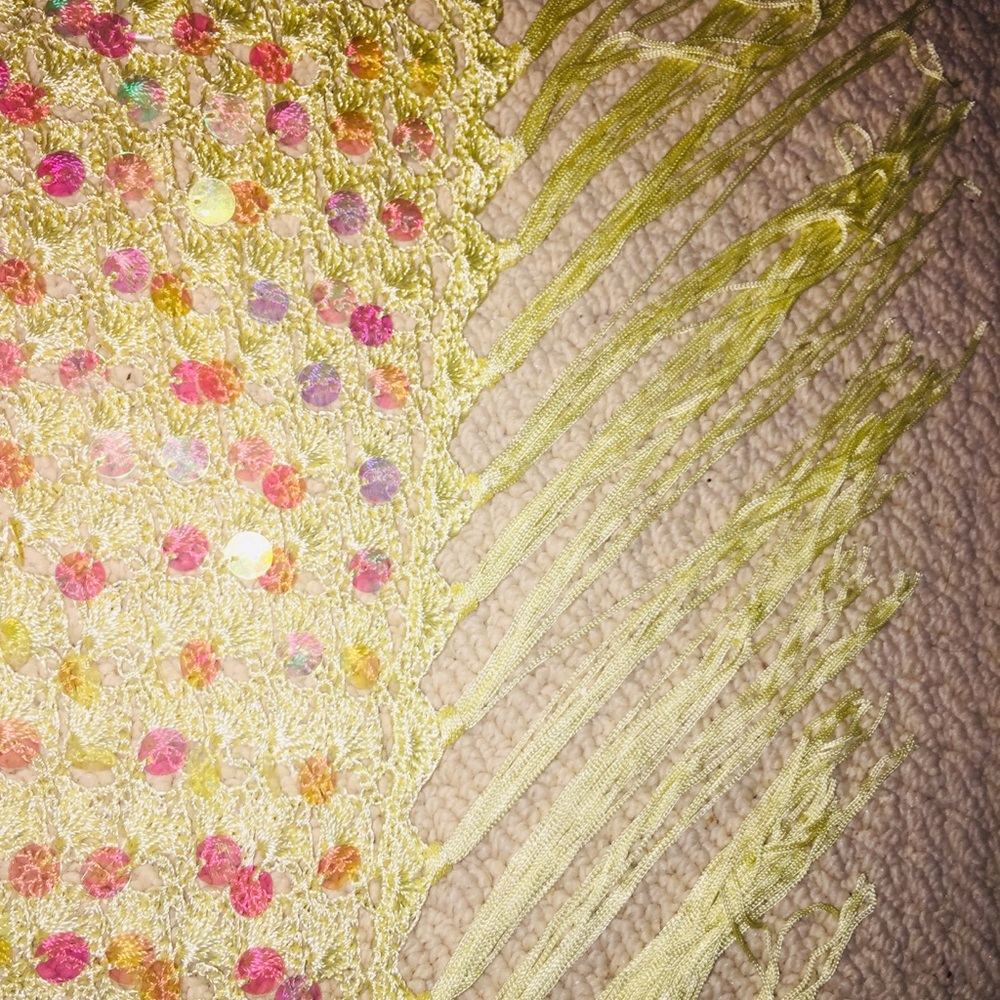 Triangle Shawl - image 3